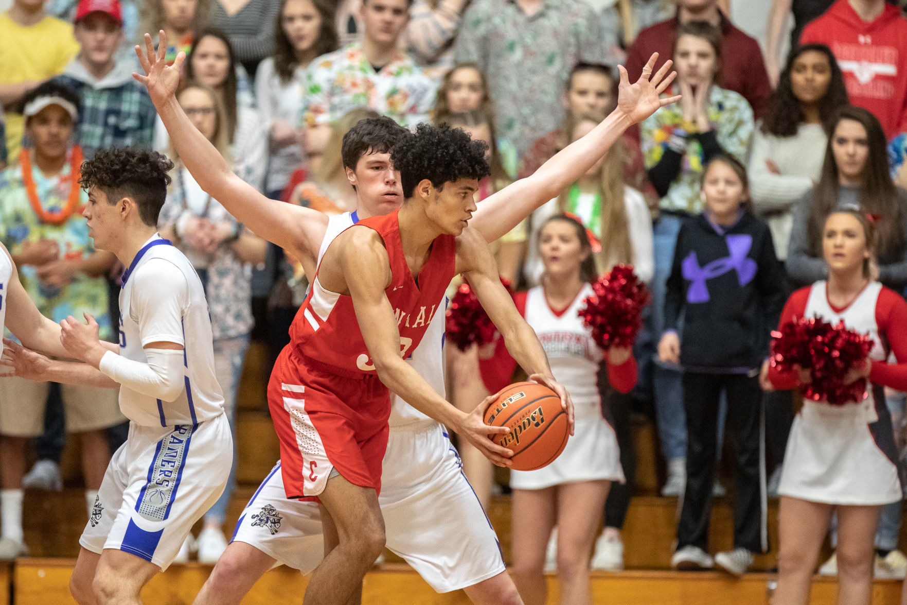 Stevens 52, Central 51